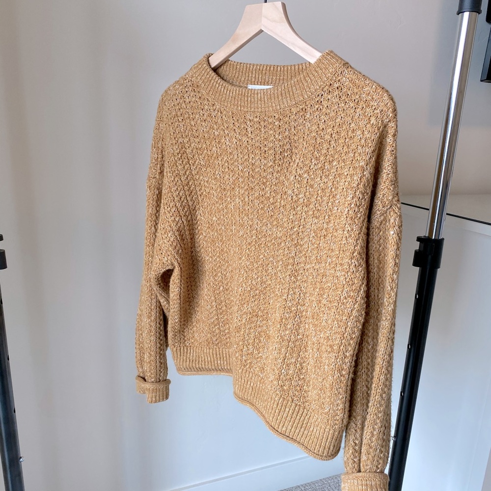 Yellow sweater